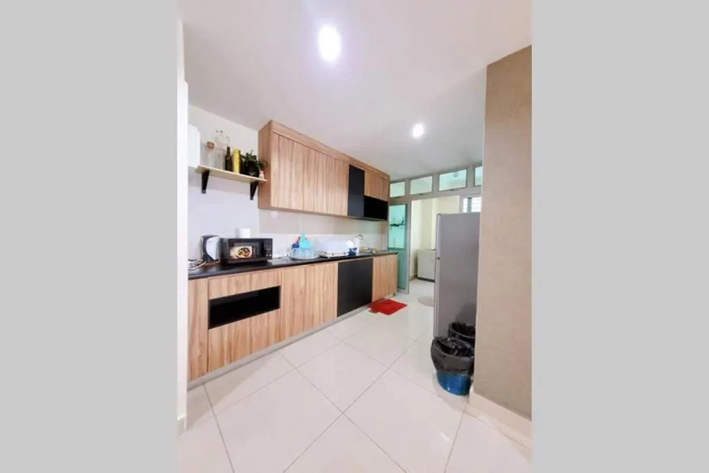 Apartment 8Pax Mount Austin Midori Green Homestay Johor Bahru