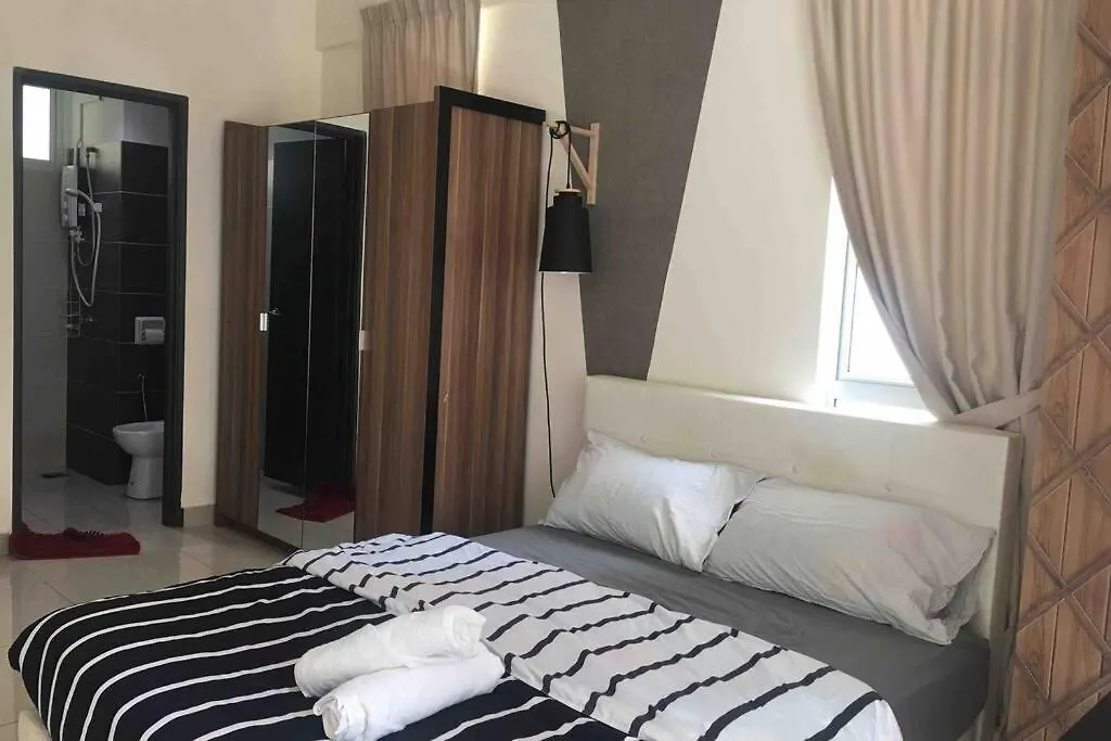Apartment 8Pax Mount Austin Midori Green Homestay Johor Bahru Malaysia