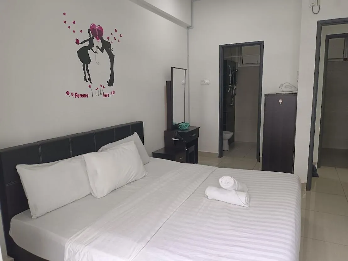 8Pax Mount Austin Midori Green Homestay Johor Bahru