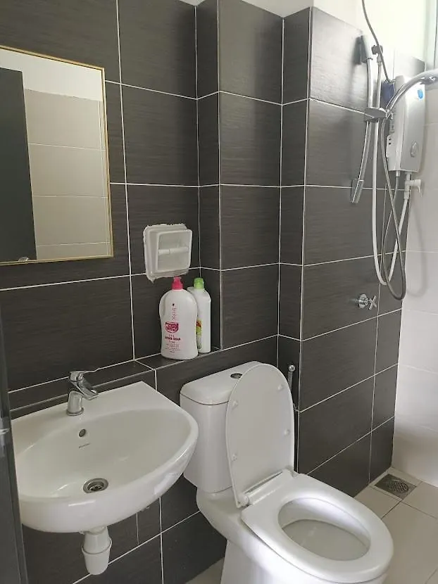 8Pax Mount Austin Midori Green Homestay Johor Bahru